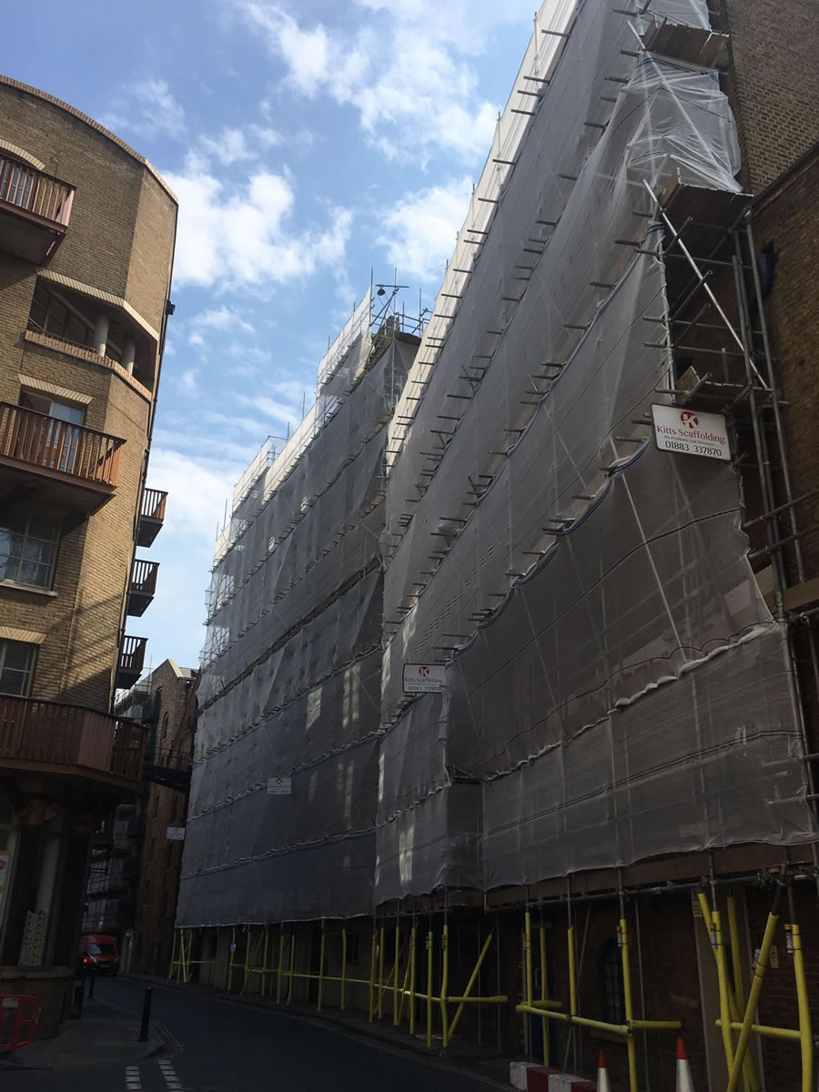 Commercial scaffolding project